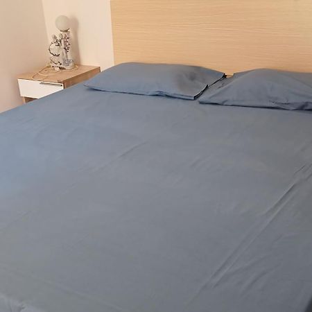 Flic-en-Flacq Nayuha Apt B מראה חיצוני תמונה