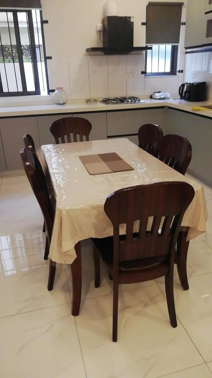 Flic-en-Flacq Nayuha Apt B מראה חיצוני תמונה
