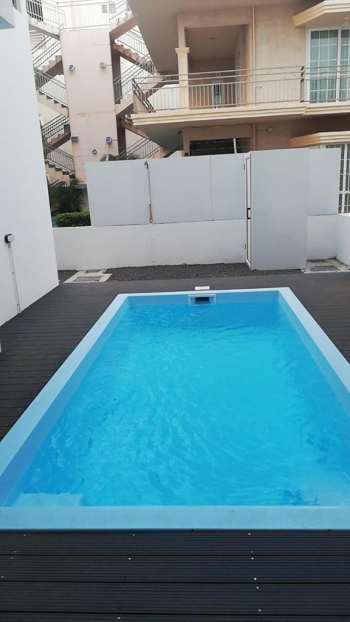 Flic-en-Flacq Nayuha Apt B מראה חיצוני תמונה